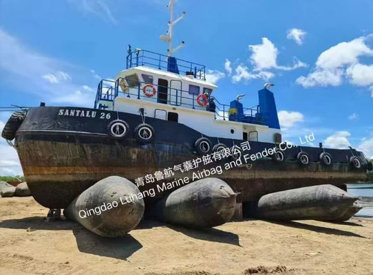 Lanzamiento y elevación de buques con bolsas de aire de goma inflables