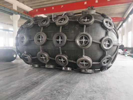 Defensa de goma neumática los 3.3m los x 6.5m de Yokohama con los neumáticos de los aviones